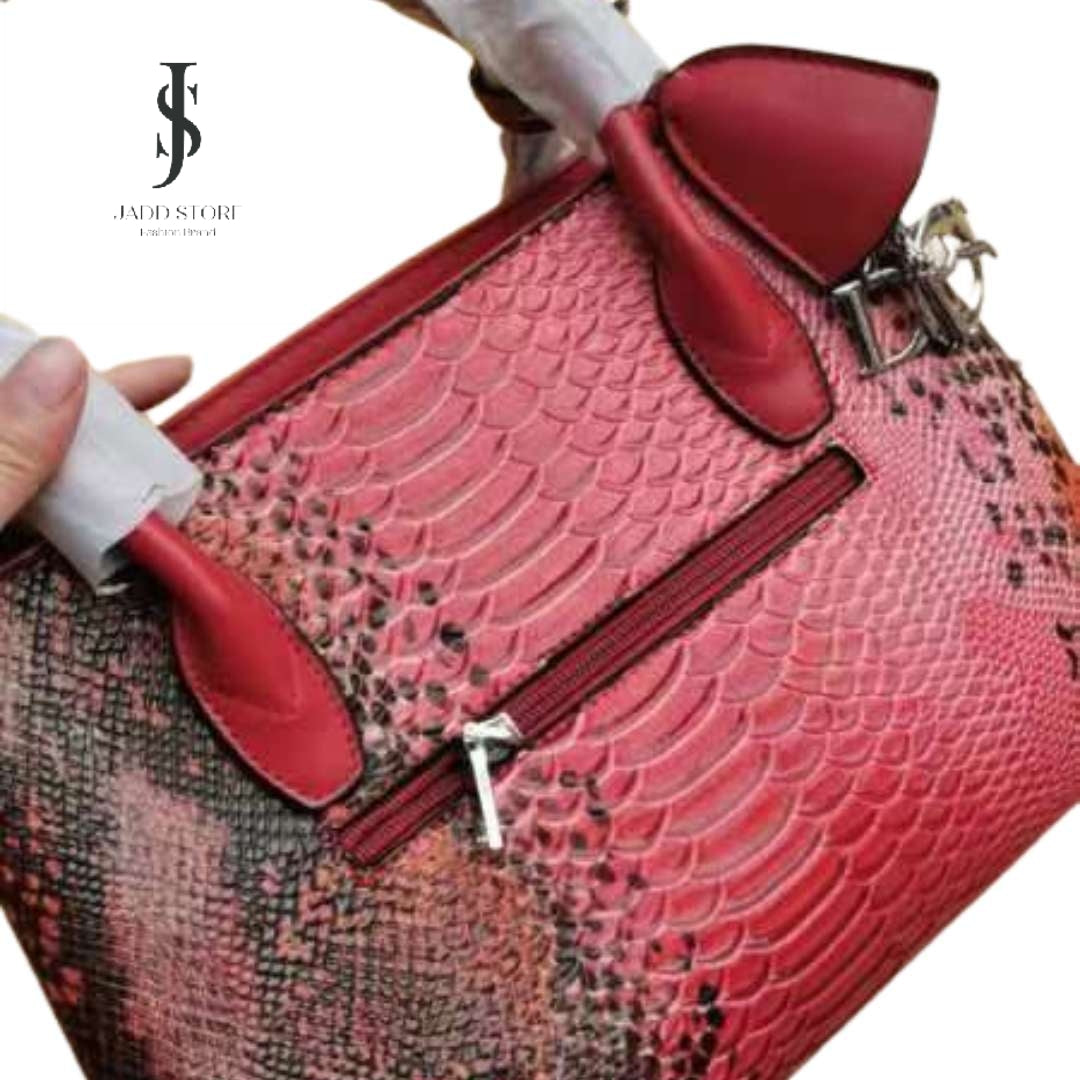 CHIC CAMPANION